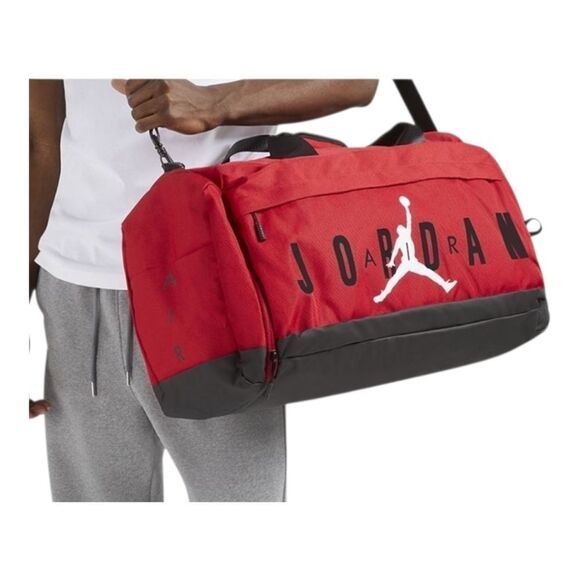 Nike Jordan Jumpman Brand New Medium Sport Duffel Bag Gym Red MM0168-R78 - Picture 4 of 8